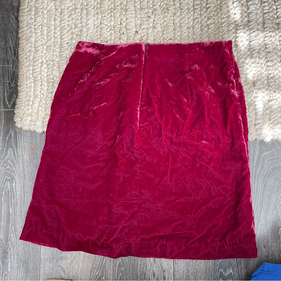Anthropologie velvet mini skirt with slit red holiday no tie size 18 - Picture 4 of 6